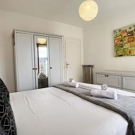 Nestor&jeeves - Sunrise Terrace - - Very Close Sea - Terrace 30m Apartman *